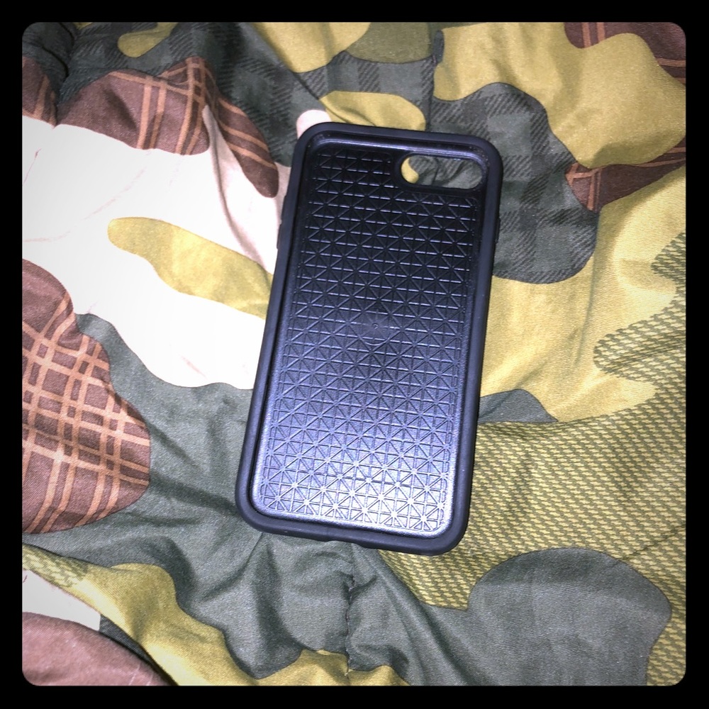 iPhone 8 Plus case  otter box